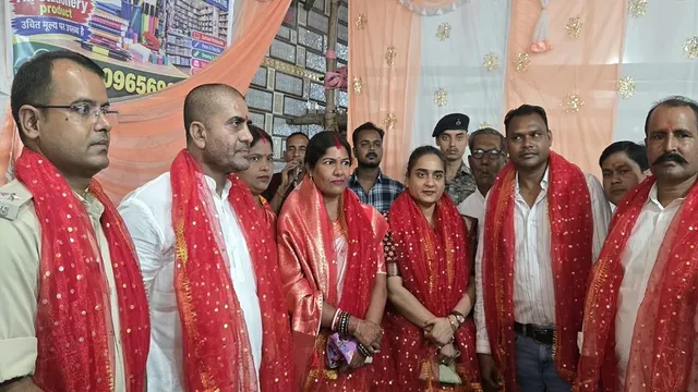 रावण दहन पर बोलीं पूर्णिमा नीरज सिंह, झरिया संघर्ष की धरती, मां दुर्गा चुनौतियों से लड़ने की शक्ति दें
