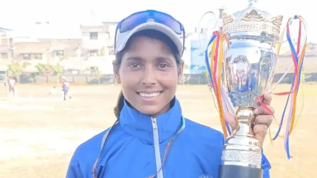 किसान की बेटी ने बल्ले से मचाया धमाल, नॉकआउट क्रिकेट प्रतियोगिता में कानपुर मंडल को दिलाया कांस्य
