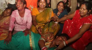 रोते बिलखते परिजन। जागरण