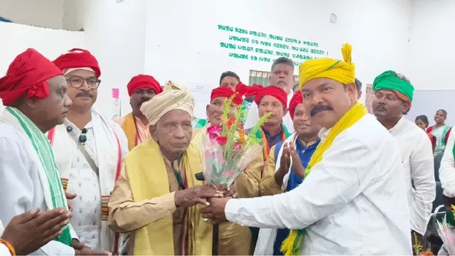 संथाल समाज की हुंकार: दो महीने में राष्ट्रपति और पीएम को भेजे जाएंगे सरना धर्म कोड के 10 लाख मांग पत्र