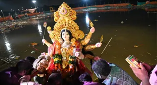 एकला कृत्रिम तालाब में मूर्ती विसर्जन। जागरण