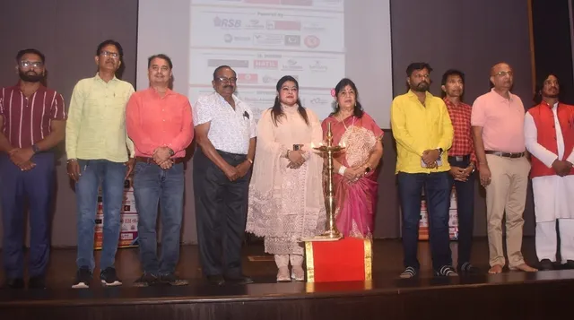 झारखंड राष्ट्रीय फिल्म महोत्सव शुरू: ‘प्रेरणा’ और ‘मिट्टी का सम्मान’ जैसी बेहतरीन फिल्मों की गूंज से सजा बिष्टुपुर