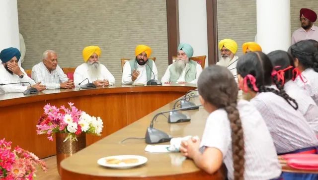 पंजाब विधानसभा ने विद्यार्थियों के लिए खोले द्वार, सीएम भगवंत सिंह मान ने उन्हें बड़े सपने देखने के लिए किया प्रेरित