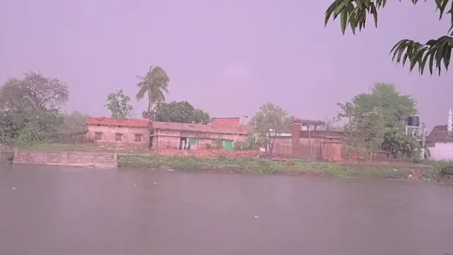एशियाड में यौन उत्पीड़न का आरोप झेल रहे तैराक शम्स आलम के समर्थन में उतरा गांव, बताया साजिश
