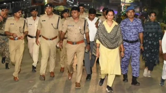 भागलपुर में दुर्गोत्सव ने दिया संदेश, मां के दरबार में आस्था का उजास, सड़कों पर बेटियों का दिखा आत्मविश्वास