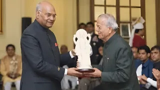 दिसंबर 2017 में तत्कालीन राष्ट्रपति रामनाथ कोविंद ने डॉ. सिद्धिनंदन को सम्मानित किया था।