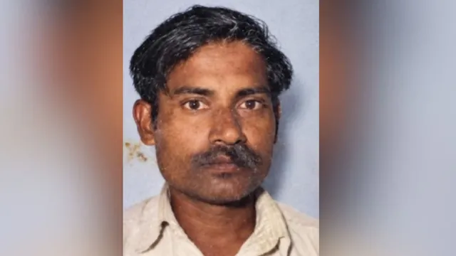 डेढ़ लाख का कर्ज, बीमार पत्नी और बेटियों की शादी की चिंता; फैक्ट्री में मजदूर ने फांसी लगाकर दी जान
