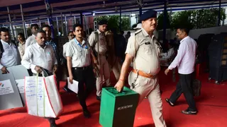 शिक्षक सीटों पर सारण में सबसे ज्यादा मतदान