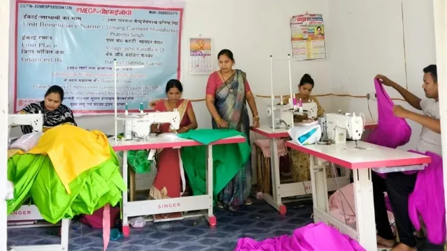 उत्तर प्रदेश की प्रतिमा सिंह ने सिलाई से कैसे बदली तकदीर? 20 महिलाओं को भी दिया रोजगार
