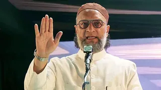 तेलंगाना कांग्रेस ने ओवैसी पर सवाल उठाए।