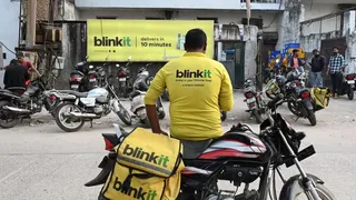 भिवंडी में ब्लिंकइट का फूड लाइसेंस निलंबित