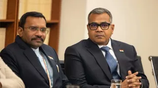 वसुधैव कुटुम्बकम की भावना से सहयोग