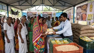 बंगाल में आदिवासी परिवारों को मिलेगा साप्ताहिक राशन (यह तस्वीर AI की मदद से बनाई गई है।)
