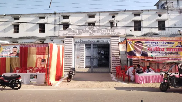 चंदौली में कड़ी सुरक्षा के बीच विधान परिषद के लिए मतदान जारी, मौके पर कड़ी सुरक्षा व्यवस्था