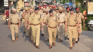 ये प्रतीकात्मक तस्वीर है।