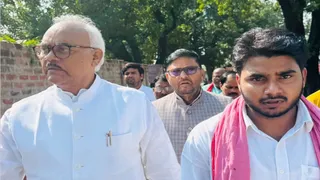 वाराणसी एमएलसी चुनाव: आठ जिलों में स्नातक-शिक्षक सीटों पर मतदान शुरू।