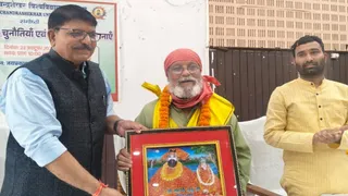 डॉ अनिल प्रकाश जोशी ने बलिया में कहा प्रकृति सबसे बड़ा धर्म विकास के नाम पर विनाश रोकें।