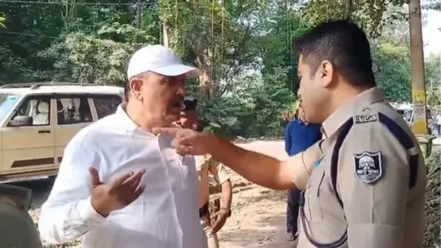 Bihar MLC Election 2026: पटना में अनंत सिंह और नीरज कुमार के समर्थकों में झड़प, 3 को हिरासत में लिया गया
