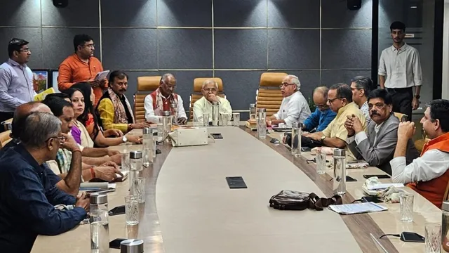 स्वदेशी व्यापारी मंच का फैसला, देश भर में लगाए जाएंगे स्वदेशी मेले; स्थानीय कारीगरों को मिलेगा रोजगार
