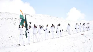 पीएम मोदी ने आईटीबीपी के जवानों की तारीफ की।