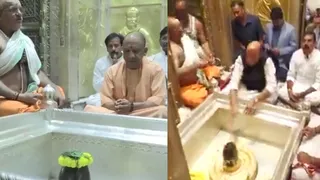 वाराणसी में सीएम योगी और राजनाथ सिंह सहित बृजेश पाठक ने किया बाबा विश्वनाथ का दर्शन।