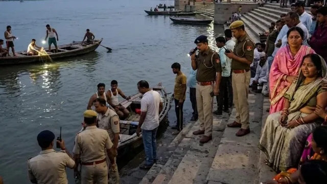 फर्रुखाबाद में ट्यूशन गई छात्रा ने गंगा नदी में लगाई छलांग, तलाश में लगे 30 गोताखोर
