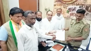 वाराणसी एयर शो पास विवाद भाजपा जनप्रतिनिधियों पर कांग्रेस की शिकायत।