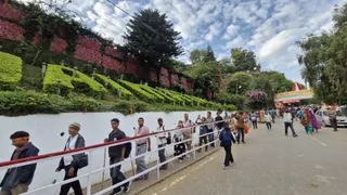 बाणगंगा क्षेत्र से मां वैष्णो देवी भवन की ओर रवाना होते श्रद्धालु। फोटो- जागरण