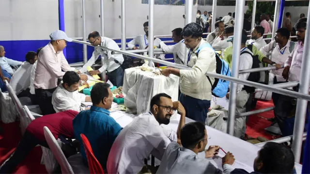 Bihar MLC Election: फाइनल डाटा में बढ़ गया वोटिंग प्रतिशत, पटना स्नातक सीट पर सबसे ज्यादा उछाल