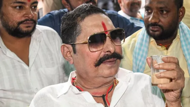 'कर्मों की मिल रही सजा, ईश्वर की लाठी में आवाज नहीं होती', अनंत सिंह पर JDU के एक्शन के बाद RJD का तंज
