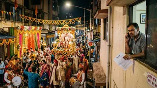 तेज आवाज में DJ बजने पर कर सकते हैं शिकायत (AI जेनरेटेड फोटो)