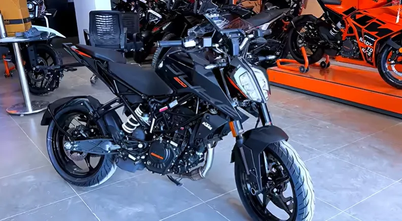 KTM 200 Duke Screenshot 2026-10-25 101611