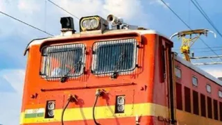 अभ्यर्थियों को स्पेशल ट्रेनों ने राहत दी
