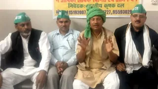 विधानसभा चुनाव के बारे में जानकारी देते भारतीय कृषक दल के राष्ट्रीय अध्यक्ष।
