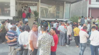 हत्या के आरोप में दो होटल कर्मचारी गिरफ्तार