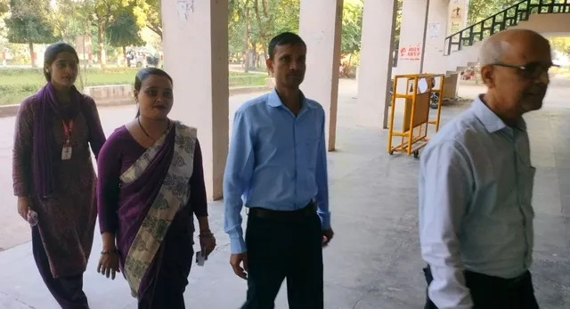 गोरखपुर शिक्षक एमएलसी चुनाव में बढ़ा मतदान, अंतिम आंकड़ा हुआ 79.32 प्रतिशत 
