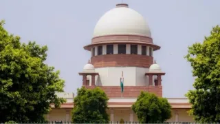 बिल्डर की जमानत याचिका पर सुप्रीम कोर्ट ने ईडी से जवाब मांगा। फोटो: आर्काइव