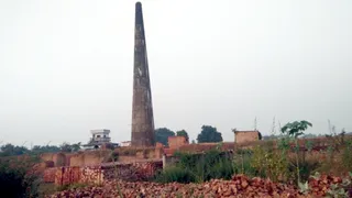 रामचंद्र मिशन क्षेत्र में ईंट भट्ठा। जागरण