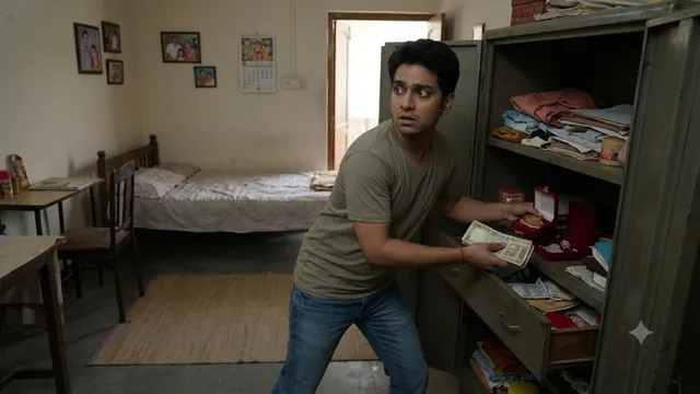 गोपालगंज: दोस्त को 300 रुपये लेने भेजा, घर से उड़ाए दो लाख और गहने; 2 अरेस्ट
