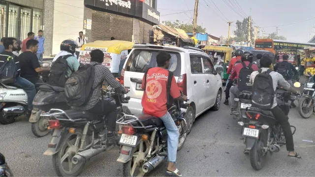 पलवल एलिवेटेड फ्लाईओवर मरम्मत: पहले दिन ही शहर में लगा भीषण जाम, यातायात व्यवस्था पर सवाल
