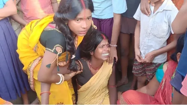 कटिहार में मखाना बेचकर जुटाई पूंजी राख, अग्निकांड के बाद अब 10 परिवारों को दो वक्त की रोटी की चिंता
