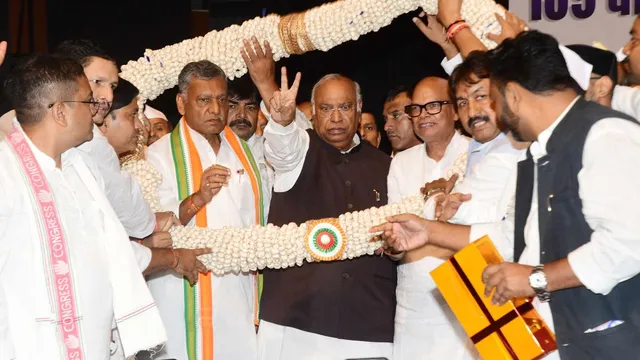 मल्लिकार्जुन खरगे ने श्रीबाबू की विरासत से साधे 3 निशाने, क्या बिहार में बच पाएगी कांग्रेस की साख?
