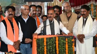 वाल्मीकि जयंती पर शिमला में कार्यक्रम के दौरान मुख्यमंत्री सुखविन्द्र सिंह सुक्खू व अनय।