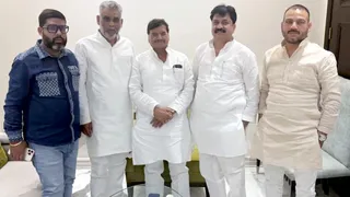 शिवपाल यादव के साथ कुशाग्र सागर और सिनोद शाक्य