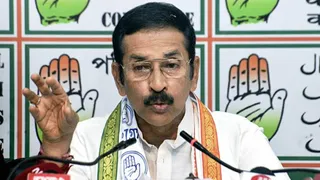 बंगाल कांग्रेस ने खरगे का किया बचाव