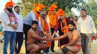 कानपुर की मुस्कान ने एमपी के सुजीत को चटाई धूल।
