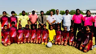 जौनपुर में प्रदेश स्तरीय फुटबाल में आजमगढ़ ने 13-0 से दर्ज की जीत।
