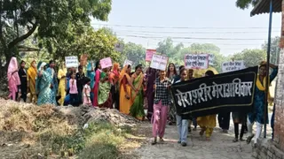 वाराणसी में बालिका महोत्सव: हक के लिए गूंजी आवाज, 'मेरा शरीर, मेरा अधिकार' का नारा