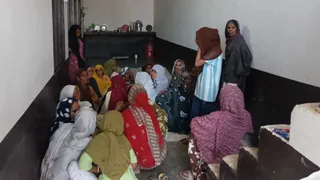 अयान की मौत पर विलाप करते परिजन