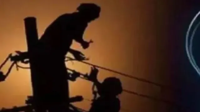 लापरवाही या हादसा: सहारनपुर में शटडाउन लेने के बाद भी चालू हुई बिजली सप्लाई, झुलसकर खंभे से नीचे गिरा कर्मचारी